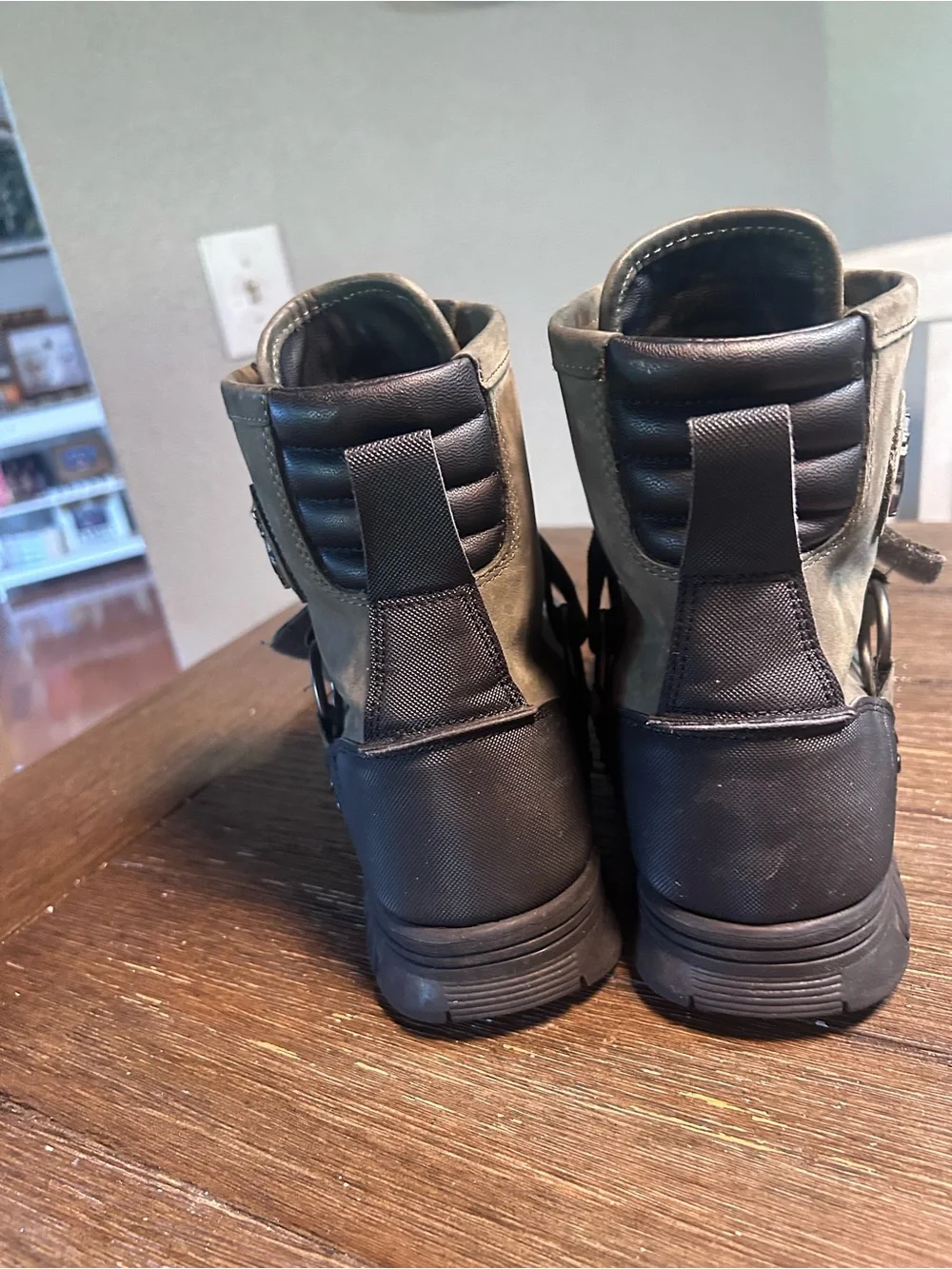 Polo Ralph Lauren conquest Hi III boot size 9d